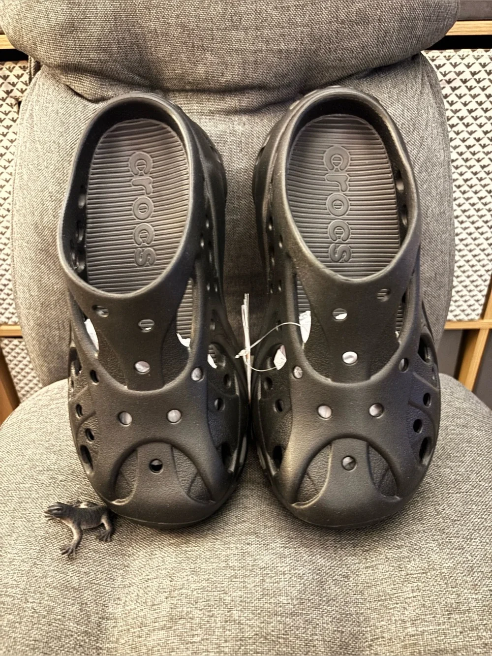 CROCS CAGED CLOGS BLACK, size W9